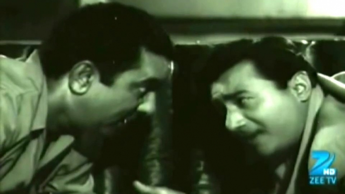 Hai Apna Dil To Awara Na Jane Kis Pe Aayega- DEV ANAND