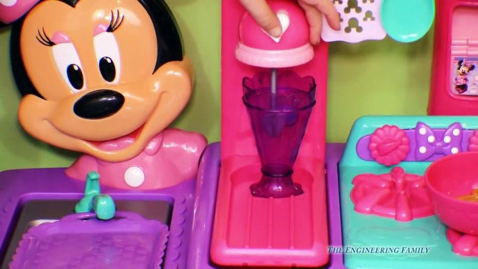 MINNIE MOUSE Disney Junior Minnie Mouse Flipping Kitchen a Minnie Mouse Video Toy