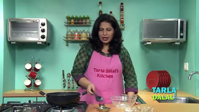 Apple Rabadi Diabetic Recipe by Tarla Dalal