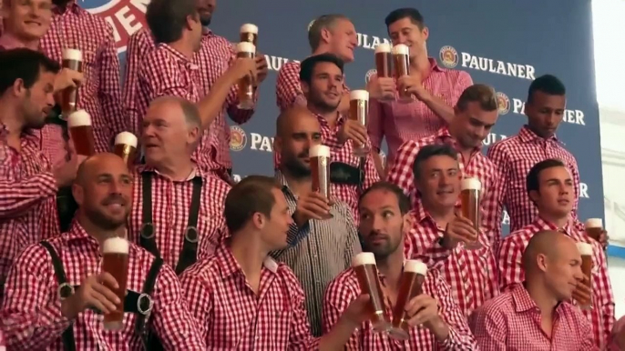 Bayern Munich players wear Lederhosen