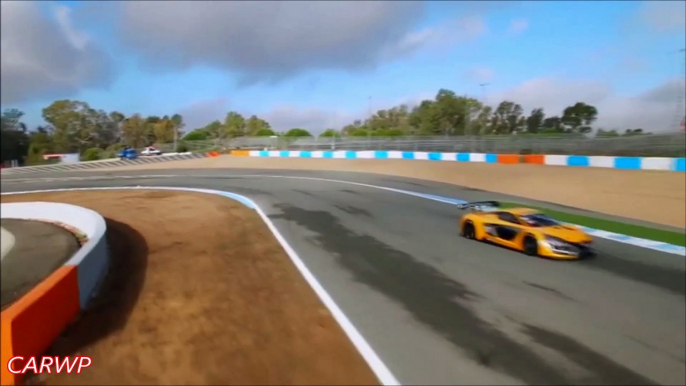 JEREZ CIRCUIT £282.000 Novo Renault Sport R.S. 01 2015 3.8 V6 Biturbo Nissan GT-R 500 cv 61,2 mkgf 300 kmh @ 60 FPS