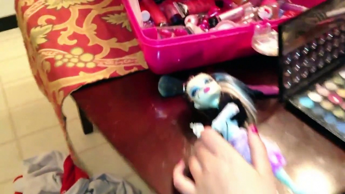 Harlem Shake Dad and Girls - Monster High Kids Makeup Fun - Baby Dancing