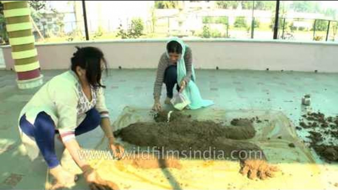 Hindus prepare Mount Govardhan for puja rituals