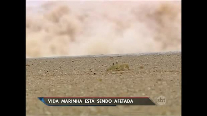 Lama provoca estragos no litoral do Espírito Santo