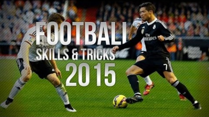 Extreme House Football Skills By Twins Cristiano Ronaldo - The Gold Man - Skills,Passes and Goals - HD Cristiano Ronaldo & Isco Alarcón - The Amazing Duo -  HD