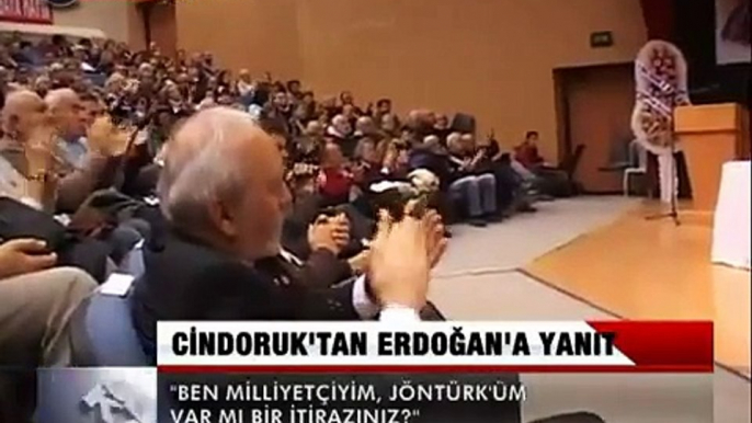 Hüsamettin Cindoruk ben Jön Türk'üm