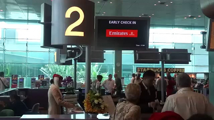 Boarding Emirates A380 -