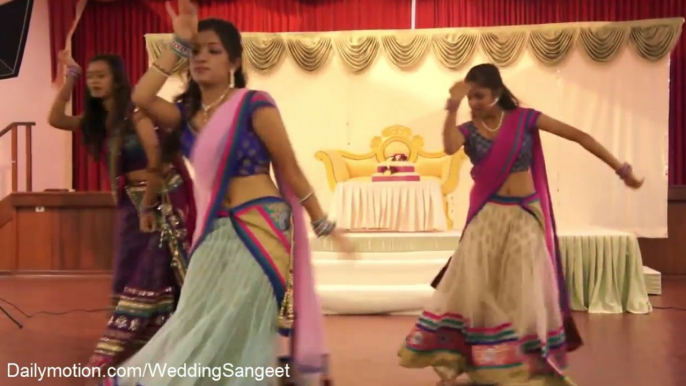 Superb Wedding Dance By Girls | Larke o Re Larke | HD