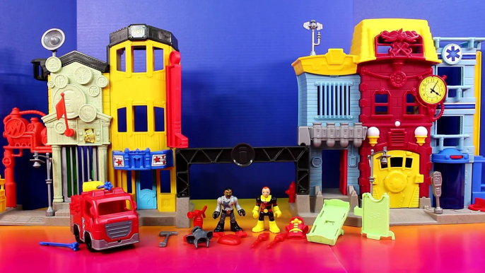 Imaginext Rescue City Center Fire Station Mohawk Dude Robot Bane Lex Luthor Battle Batman