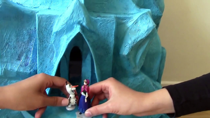 frozen elsa Frozen Toys - Reenacting The Movie With Elsa, Anna, Olaf, Hans, Kristoff and Sven!