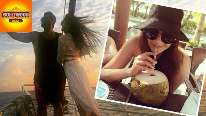 Sonam Kapoor Enjoys Vacations In Maldives | Bollywood Asia