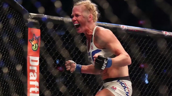 Holly Holm welcomes a rematch against Ronda Rousey any time