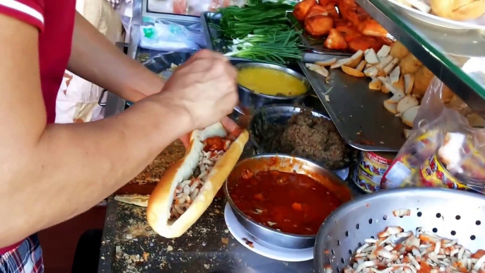 Asian Street Food - Cambodian Sandwiches - Phnom Penh Street Food