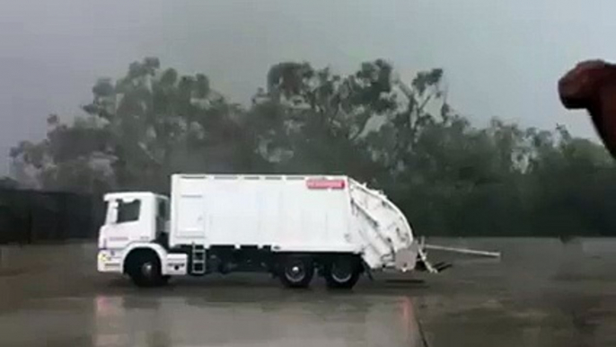 Tempête et tornades à Sydney - Images impressionnantes