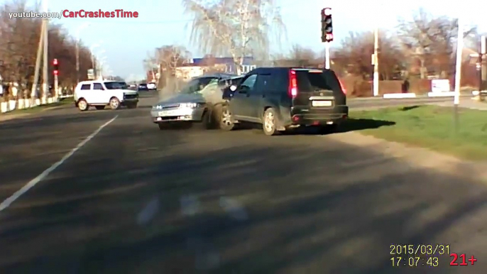 Car Crashes caught on camera #61