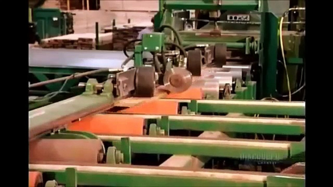 How Hardwood Flooring Is Made