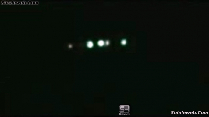 OVNI UFO ALIEN EXTRATERRESTRE OBJETO VOLADOR NO IDENTIFICADO PLATILLO CON LUCES FLOTANDO SOBRE LA CIUDAD DE MAYFIELD AUSTRALIA EN LA NOCHE ENERO 2016