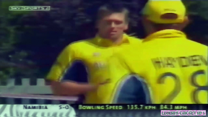 GLENN MCGRATH DESTROYED NAMIBIA - 7 WICKETS