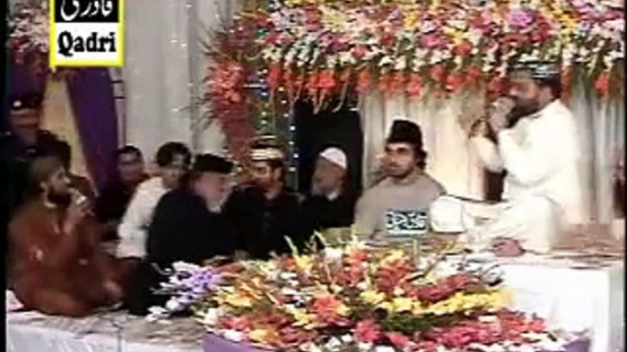 Main hoon sarkar madina ka naat by QARI SHAHID MEHMOOD (MEHFIL E NAAT) at Qtv........Like us On Facebook:  http://sh.st/MDFD9