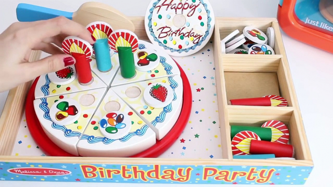 En bois de la Fête dAnniversaire station de jeux Melissa et Doug Jouets Joyeux Anniversaire Gâteau de Nourriture de Jeu Jeu de Cuisine