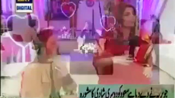 Javeria & Saud Fight In Nida Yasir Live Morning Show - Javeria Ne Saud Ko Dosri Shadi Karne Ka Keh Diya