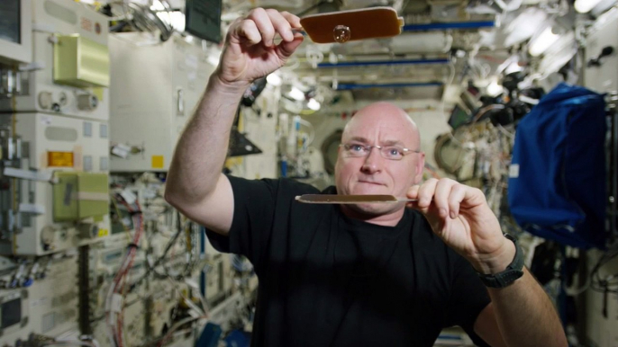 NASA Astronaut Plays 'Liquid Ping Pong' In Space