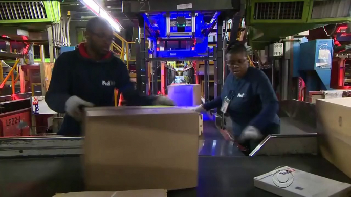 FedEx customers furious over late Christmas deliveries