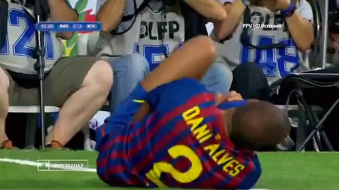 Pepe vs Alves
