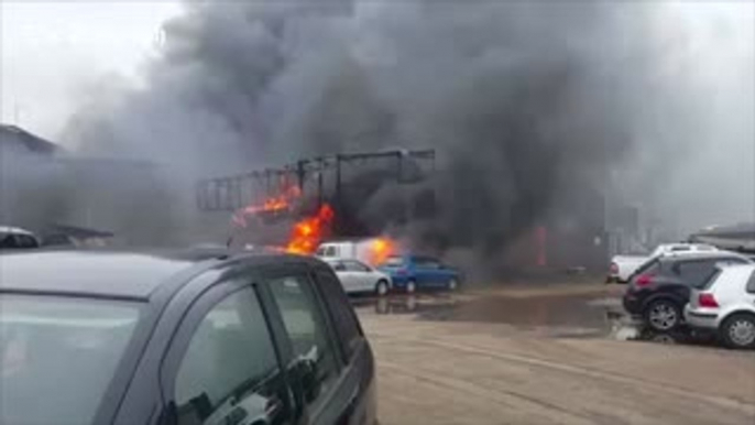 Isle of Wight fire: Ferries stopped as huge blaze breaks out at Cowes boatyard