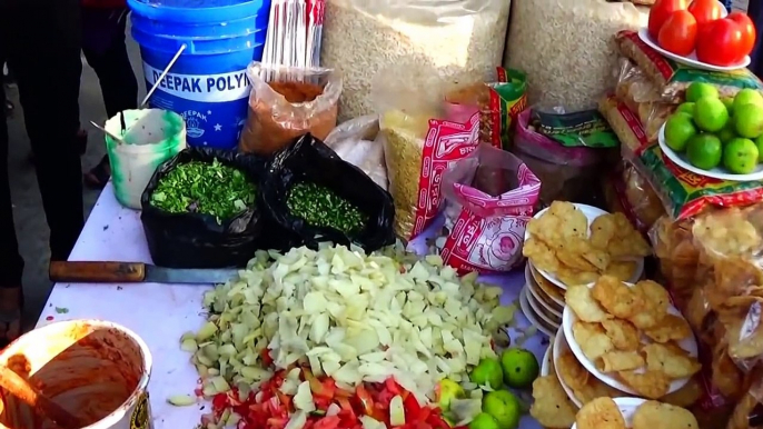 Indian Street Food Street Food Of Kolkata Tasty Masala Muri, Sheopuri, Aloo Kabli Etc