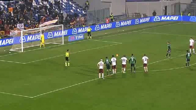 Berardi D. (Penalty missed) - Sassuolo	0-1	AS Roma - 02.02.2016