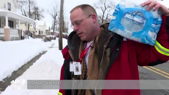 Red Cross delivers bottled water to Flint residents