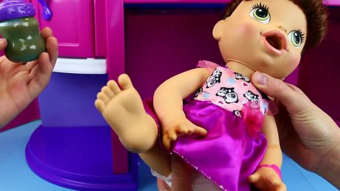 Baby Alive Doll POOP DIAPER Part 2 WILL IT SMOOTHIE & Makes Gross Smoothie Bottle DisneyCarToys