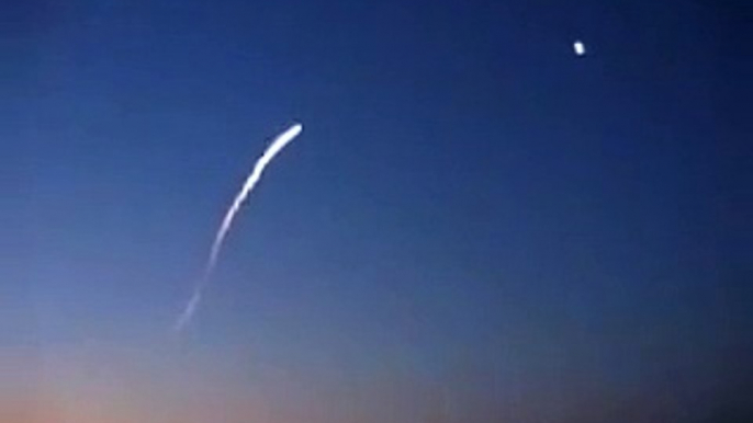 OVNI no Japão , míssil lançado em suposto ovni