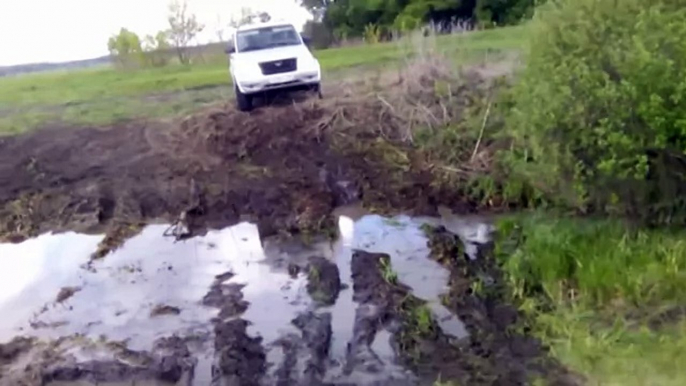 Off-road 4x4 FAiLS Mitsubishi L200 Lada Niva UAZ Patriot