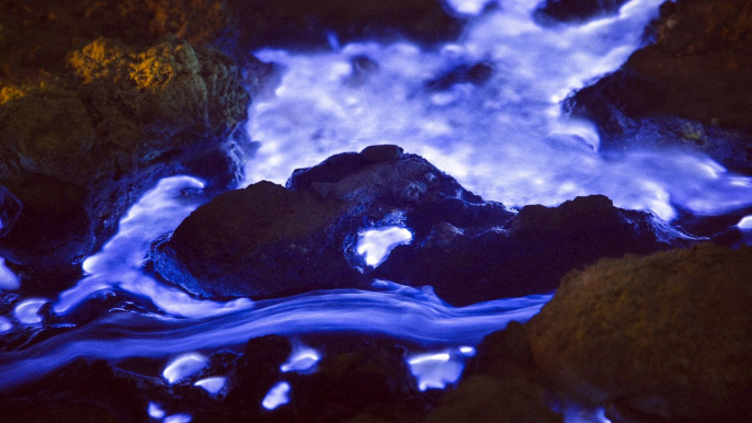 Amazing & Informative - Blue Lava of Indonesia !