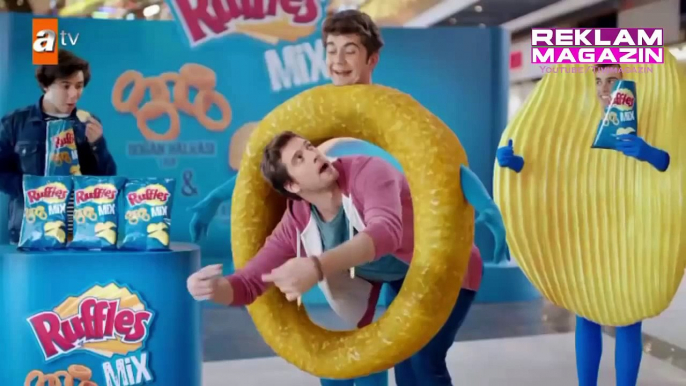 Ruffles Mix Tanıtım Hostesi Reklamı