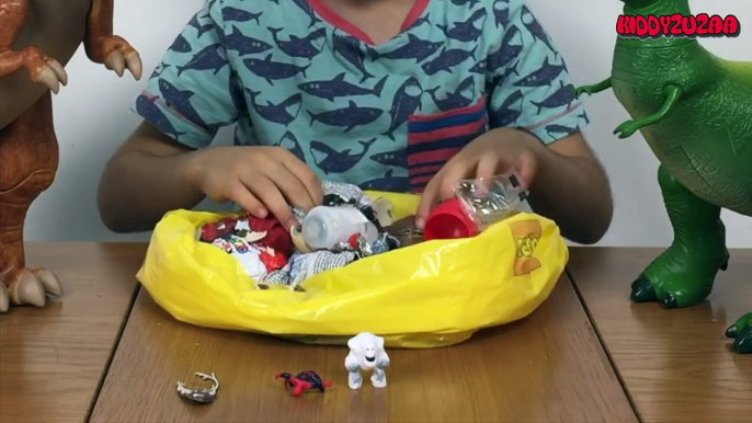 Butch vs T-Rex Opening Unboxing 10 Surprise Kinder Eggs! Disney Toy Story vs The Good Dino