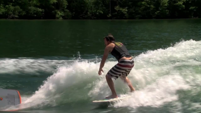 Wakesurfing Review: 2014 Malibu 21 Ride