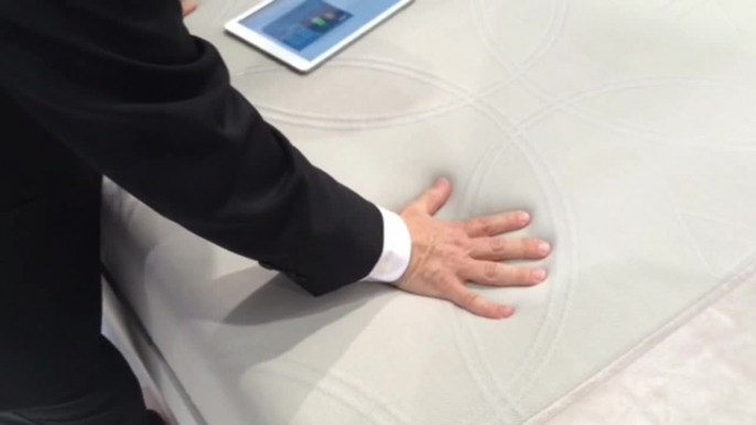 Popular Science reviews the Sleep Number Smart Mattress with Sleep IQ Technology at CES 2014