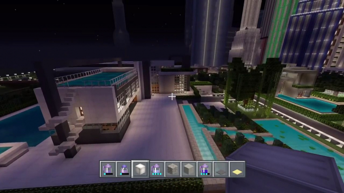 Minecraft: PlayStation®4 Amazing Villa Showcase | New York City Map