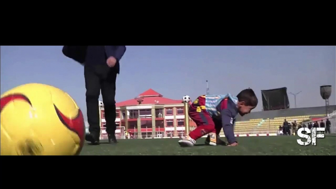 5 Year Old Boy MURTAZA in Bag Messi Kit Gets official Barcelona Shirt!