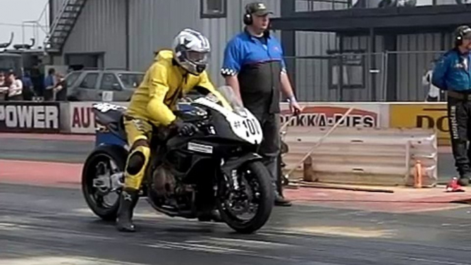 3 Wheelie CBR 1000 Drag Bike launch Slow Motion at Santa Pod 9.50 Bike