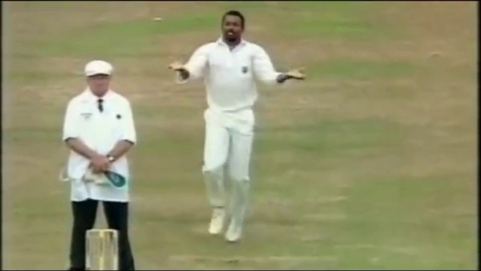 Cricket Funny Moments Top 20 Funniest Moments in Cricket History Ever (Updated 2