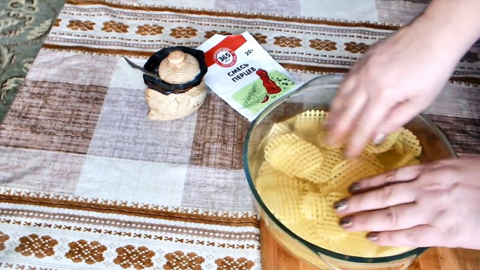 Как приготовить картофельные чипсы в домашних условиях How to make Potato Chips