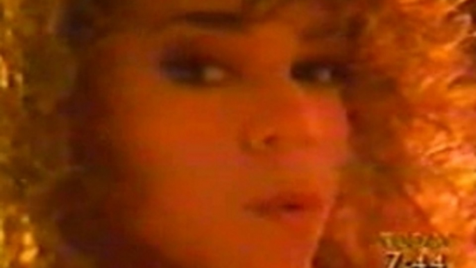 Mariah carey Interview 1991 et chante can't let go à la fin