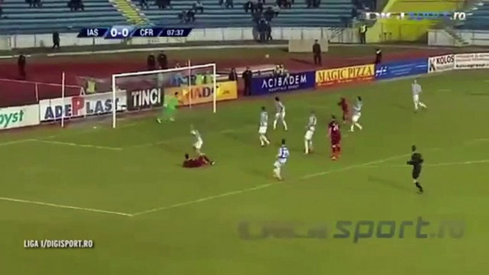 Italian keeper making an astonishing quadruple save