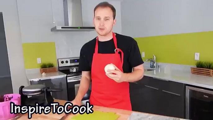 How to CUT ONION WITHOUT CRYING - Quick Tip