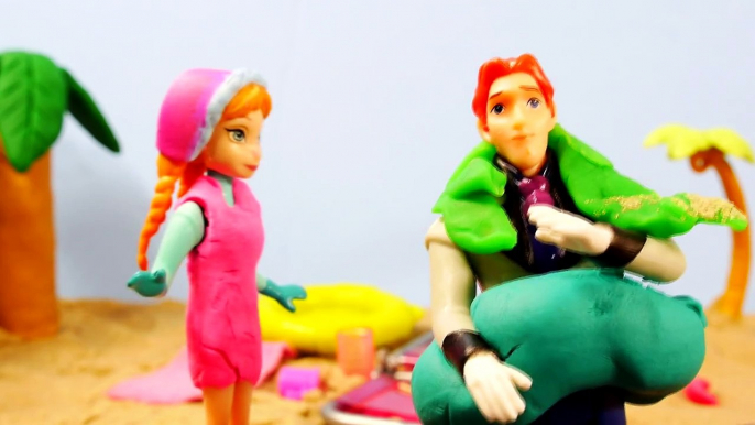 Disney FROZEN Elsa and Annas Road Trip PLAY DOH Beach Queen Elsa Pranks Princess Anna Par