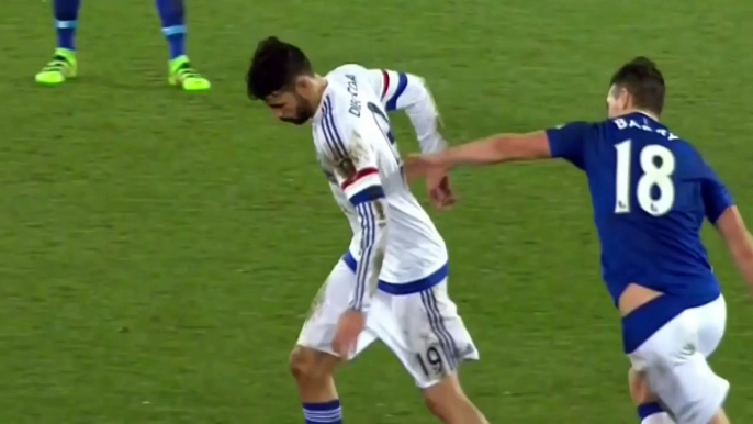 Diego Costa bites Gareth Barry and gets RED CARD